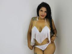 AnamariaGiil - female with black hair webcam at LiveJasmin