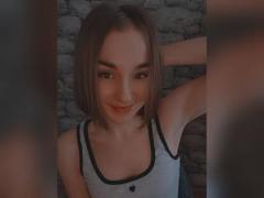 AndaHot69 - female with brown hair and  big tits webcam at xLoveCam
