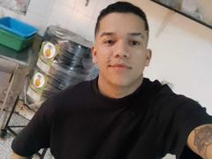 AndersMillan from xLoveCam