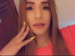 AndreaHotBigCock from xLoveCam