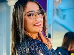 AndreaLarson - blond female with  big tits webcam at LiveJasmin