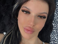 AndreeaG from xLoveCam