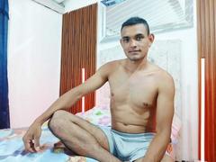 AndreyJurado - male webcam at xLoveCam