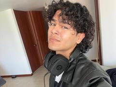 AndruStar - male webcam at xLoveCam