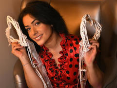 AnneAlissa - female with black hair webcam at LiveJasmin