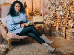 AnneAlissa - female with black hair webcam at LiveJasmin