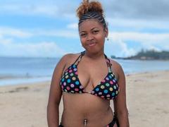 AngeBelle from xLoveCam