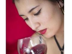 AndreaCavallier - female with brown hair and  big tits webcam at LiveJasmin