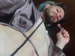 AngelDamianArt - male webcam at xLoveCam