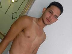 AngelDusstt from xLoveCam