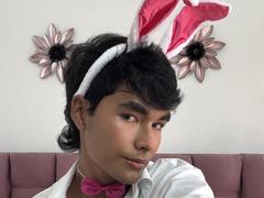 AngelDuzt - shemale webcam at xLoveCam