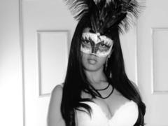 AngelFaceLush - female with black hair webcam at xLoveCam