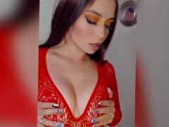 AngelVilla - female with brown hair and  big tits webcam at xLoveCam