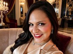 AngelaBrowm - female with brown hair and  big tits webcam at xLoveCam