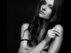 AngelaCristalX - female with brown hair and  small tits webcam at xLoveCam