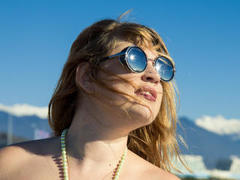 WonderDo - blond female with  big tits webcam at ImLive