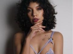 AngelicaHills - female with black hair webcam at xLoveCam