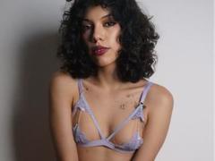AngelicaHills - female with black hair webcam at xLoveCam
