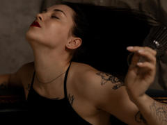 AngelinaSwt - female with black hair webcam at xLoveCam