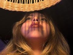 AngeliqueGirard - female with red hair and  big tits webcam at xLoveCam