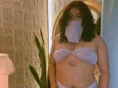 AngelithaParker - female with black hair webcam at xLoveCam