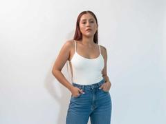 AngellinnaRossy - female with black hair and  big tits webcam at LiveJasmin