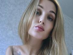 Angelovna - female webcam at xLoveCam
