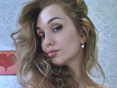 Angelovna - female webcam at xLoveCam
