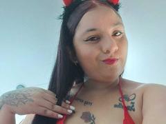 AnggieMilia - female webcam at xLoveCam