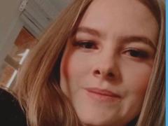 AngieKristeins - female with brown hair and  small tits webcam at xLoveCam