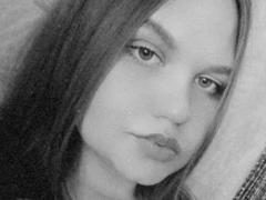 AngiieHot - female with black hair and  small tits webcam at xLoveCam