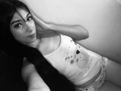 AnieCartier from xLoveCam