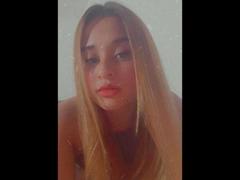 DemiHardman - female with brown hair and  big tits webcam at LiveJasmin