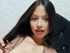 AnittaRouses - female with black hair webcam at xLoveCam