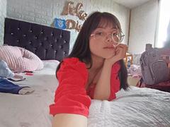 AnittaRouses - female with black hair webcam at xLoveCam