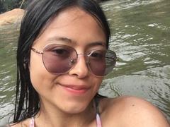 AnittaRouses - female with black hair webcam at xLoveCam