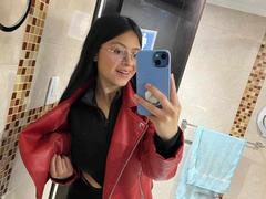 AnittaRouses - female with black hair webcam at xLoveCam