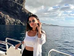 ElenaZolton - female with black hair and  big tits webcam at LiveJasmin