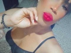 AnnBelleHot - shemale webcam at xLoveCam