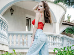 AnnKendy - female with brown hair and  small tits webcam at xLoveCam