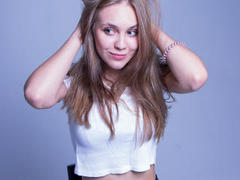 AnnNice - female with red hair webcam at xLoveCam