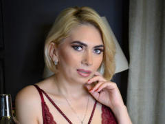 EmmaWalsh - blond female with  big tits webcam at xLoveCam