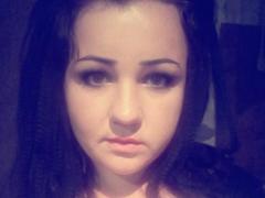 AnnaBloon - female with black hair and  small tits webcam at xLoveCam