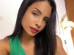 AnnaSerna - female with black hair webcam at LiveJasmin