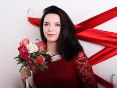 AnnaStorm - female with black hair webcam at ImLive