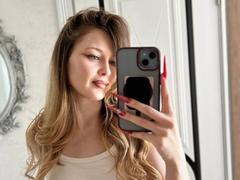 AnnamariaVillarin - female webcam at xLoveCam