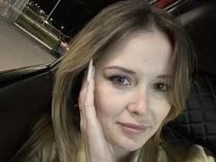 AnnamariaVillarin - female webcam at xLoveCam