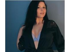 Anacconda - female with black hair webcam at xLoveCam