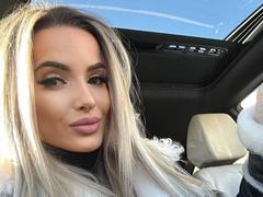 AnnetteBriane - female webcam at xLoveCam