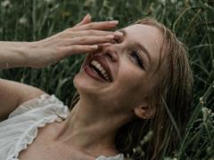 AnnettePantano - blond female webcam at xLoveCam